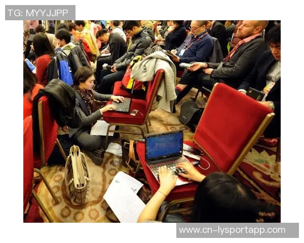 媒体人认为小杨应坚持演艺道路不必急于发展联盟从小角色做起更有前途