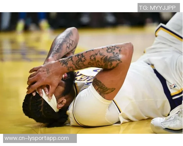 基德透露浓眉今日训练状态良好或将在对湖人快船比赛中复出