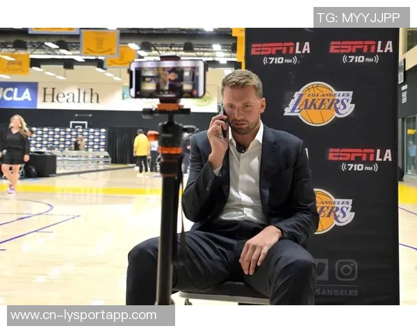 湖人揭幕战首发阵容初步确定东契奇身边的辅佐者成关键因素