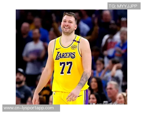 媒体人分析湖蜜对东契奇与华子态度差异如同恋爱关系中的偏见与期待