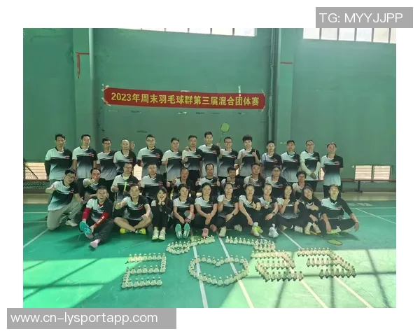 戴维恩米切尔称赞阿德巴约团队凝聚力强调球队团结精神