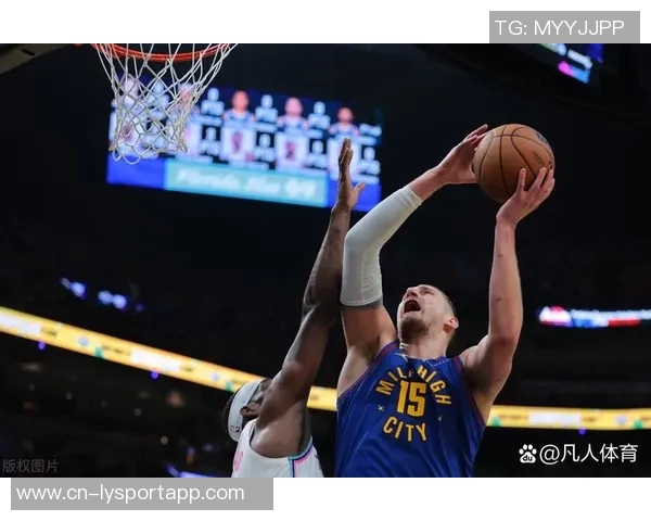 掘金上半场狂抢14个前场篮板热火仅得1个形成鲜明对比